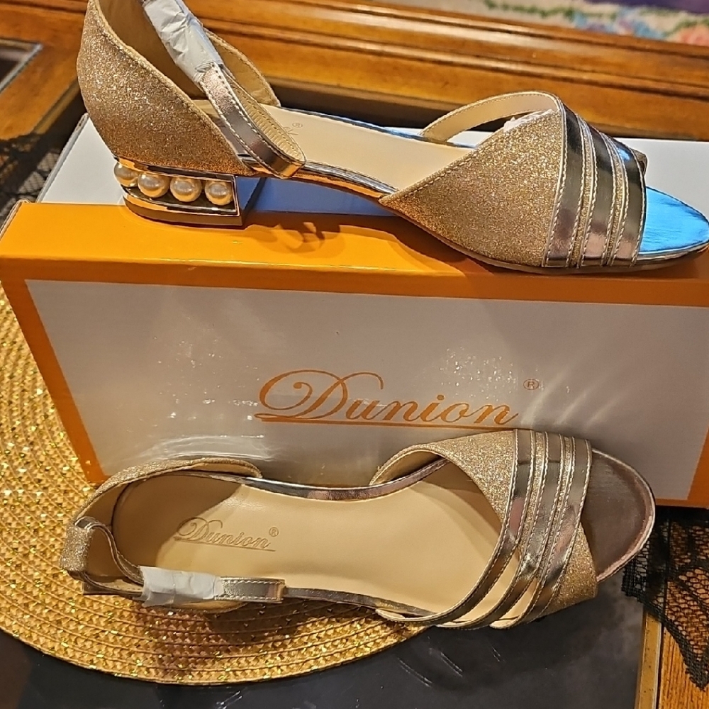 Gold Glitter Heels with Pearl Accent - Picture 1 of 9